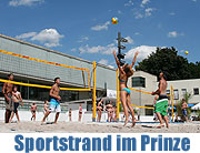 Größter Strand der Stadt: Der Sportstrand im Prinzregenten Bad (Foto: Martin Schmitz)